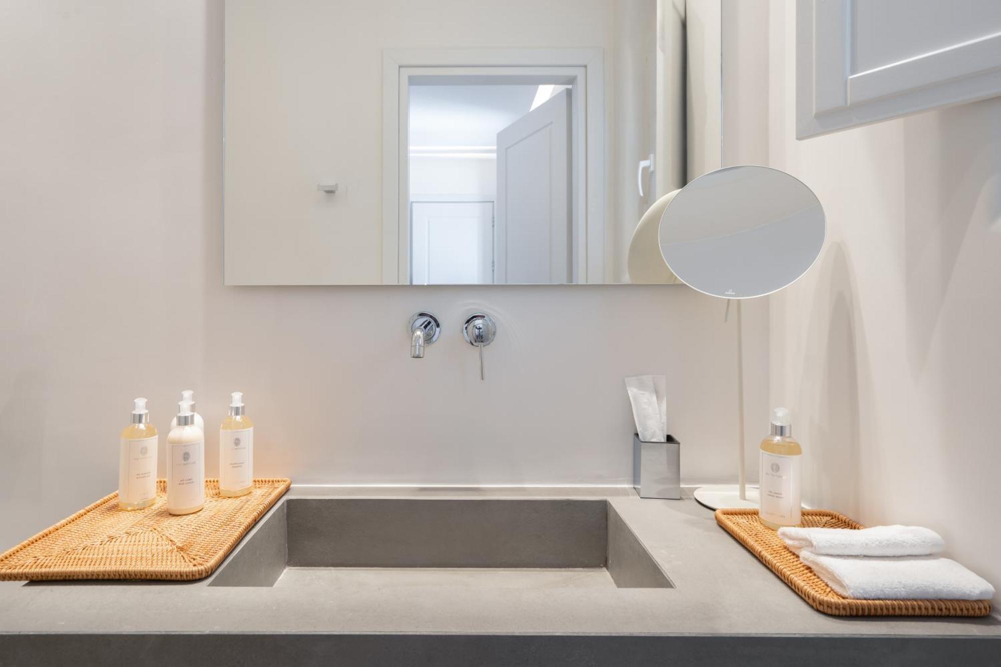 Nero Suites By Nomee Hospitality Group Imerovigli  Ngoại thất bức ảnh