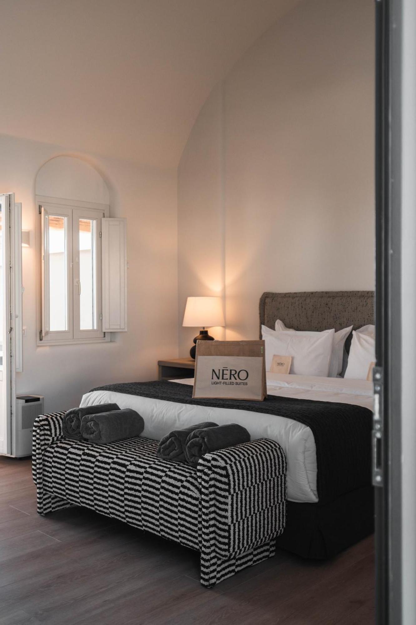 Nero Suites By Nomee Hospitality Group Imerovigli  Ngoại thất bức ảnh