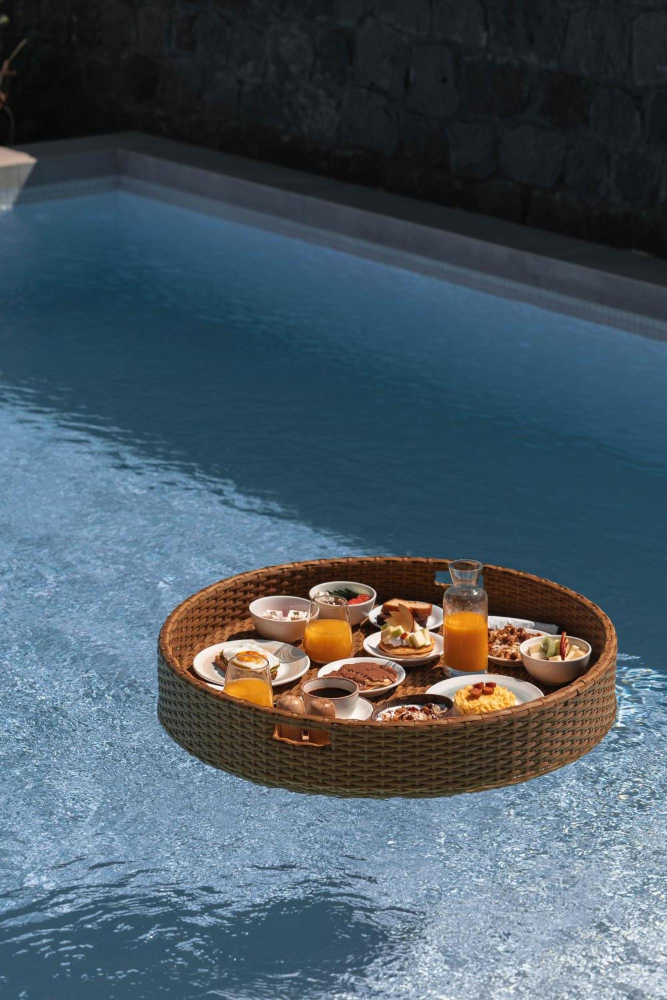 Nero Suites By Nomee Hospitality Group Imerovigli  Ngoại thất bức ảnh