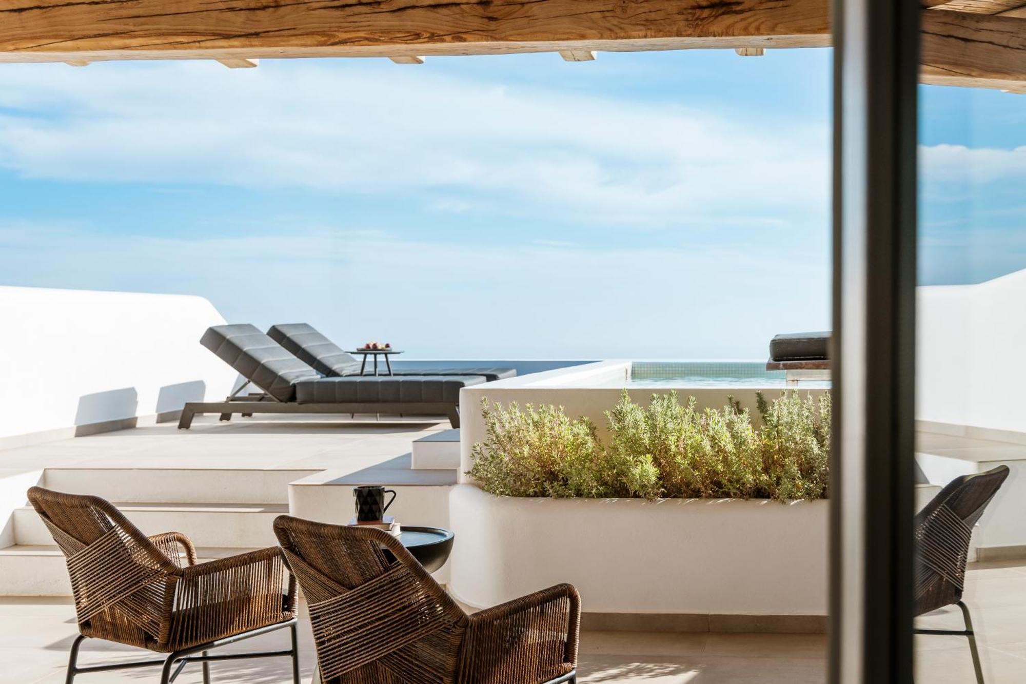 Nero Suites By Nomee Hospitality Group Imerovigli  Ngoại thất bức ảnh