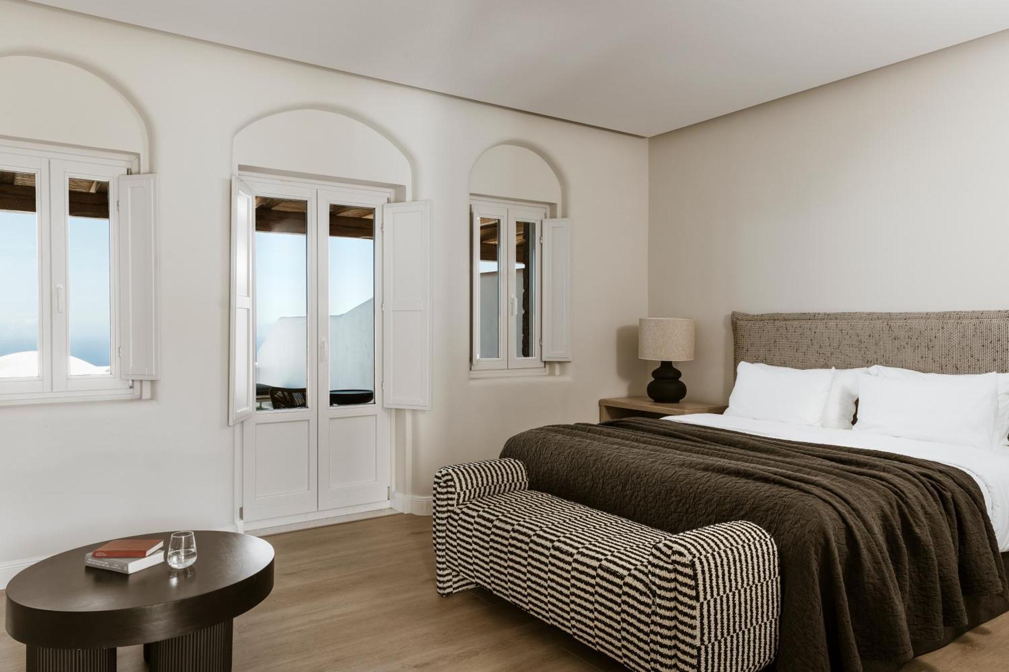 Nero Suites By Nomee Hospitality Group Imerovigli  Ngoại thất bức ảnh