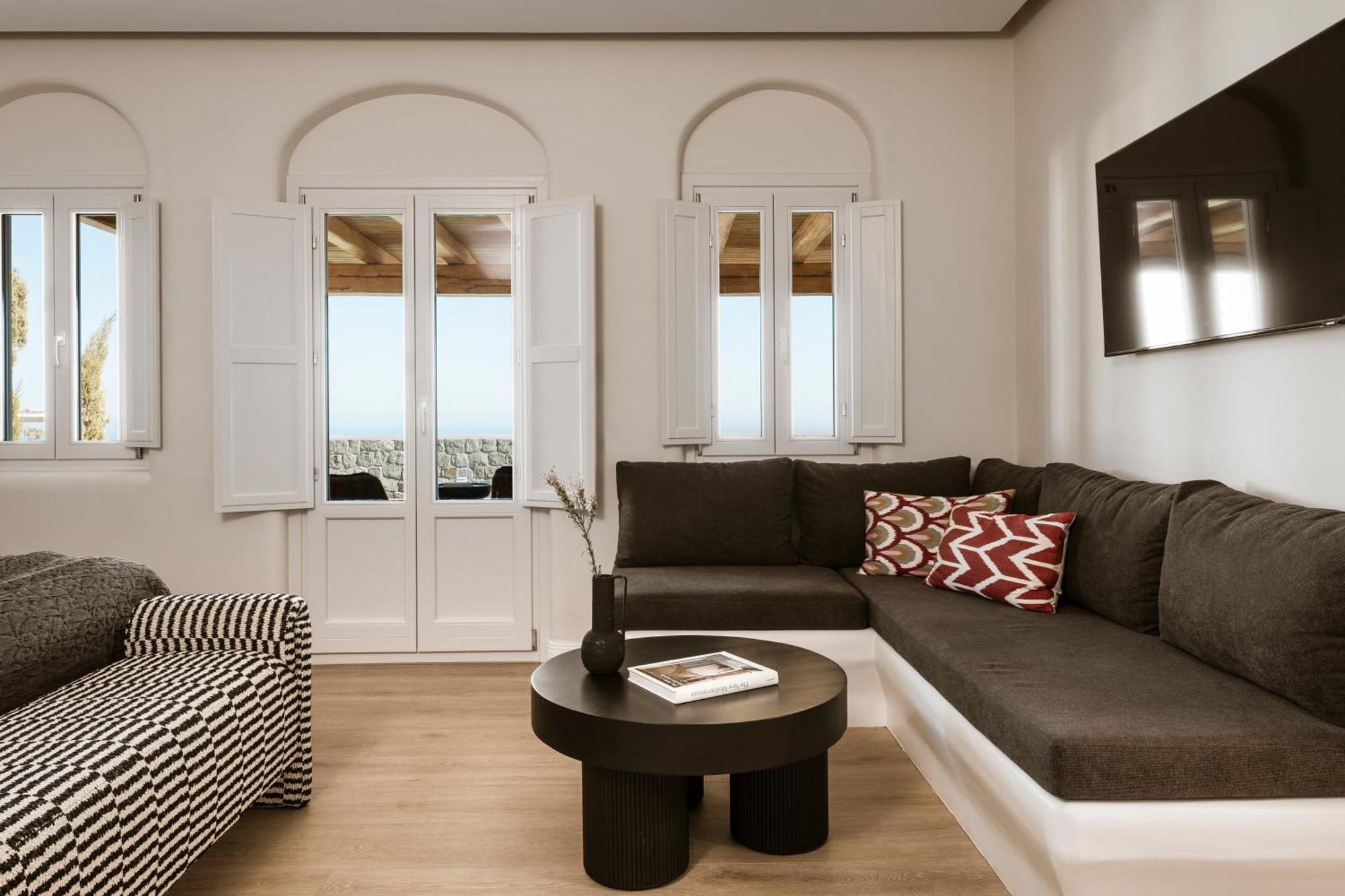 Nero Suites By Nomee Hospitality Group Imerovigli  Ngoại thất bức ảnh